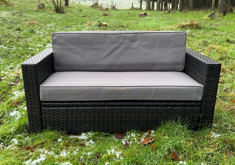 Outdoor Wicker 2-Seater Sofa