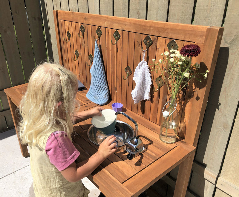 Outdoor Multi Kitchen with Pumps