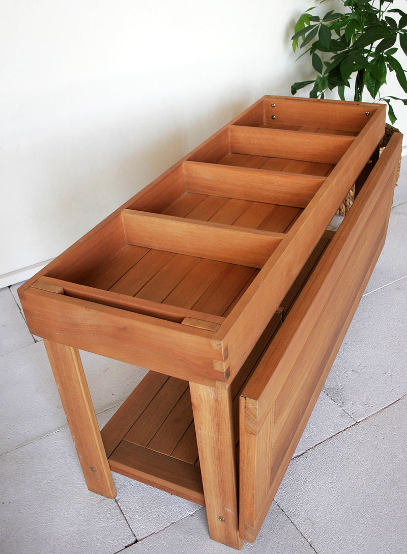 Outdoor Sorting Table with Lid